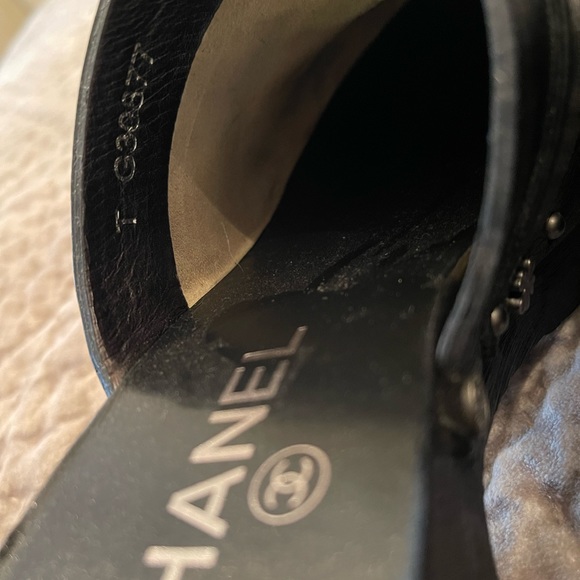 COPY - Chanel black clogs in excellent condition size 39 EU - Picture 4 of 8